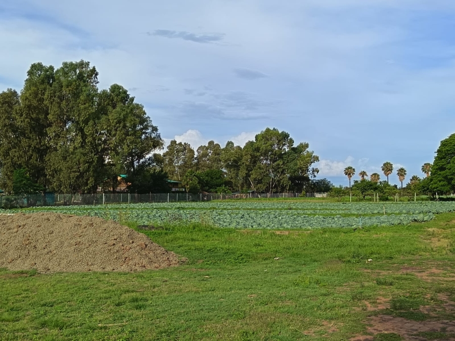 4 Bedroom Property for Sale in Mooinooi North West